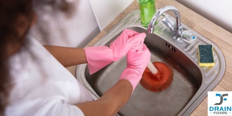 should you plunge a kitchen sink